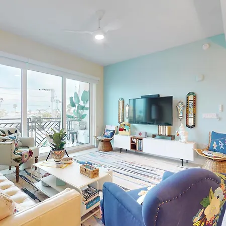 The Harbor 304 Apartment